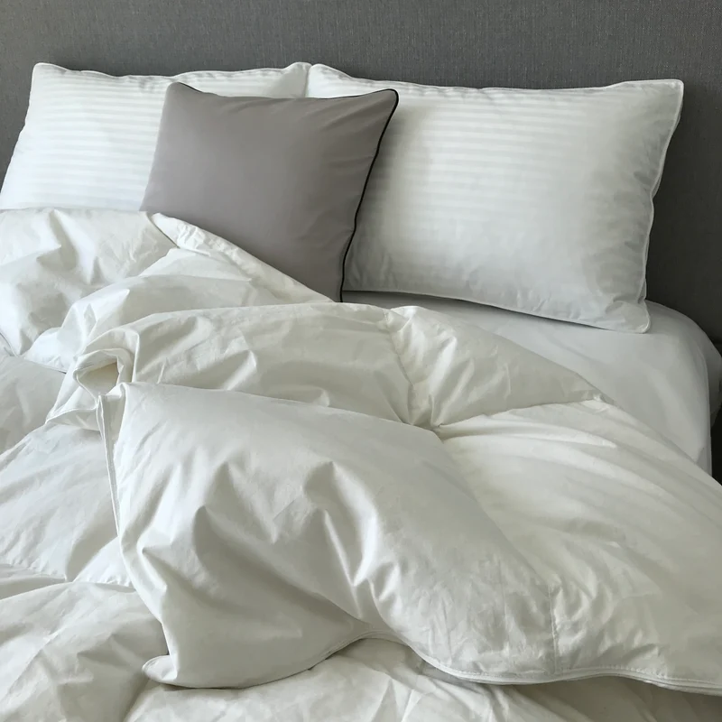 Couette Hôtel luxueux en duvet d'oie blanc canadien - chaude