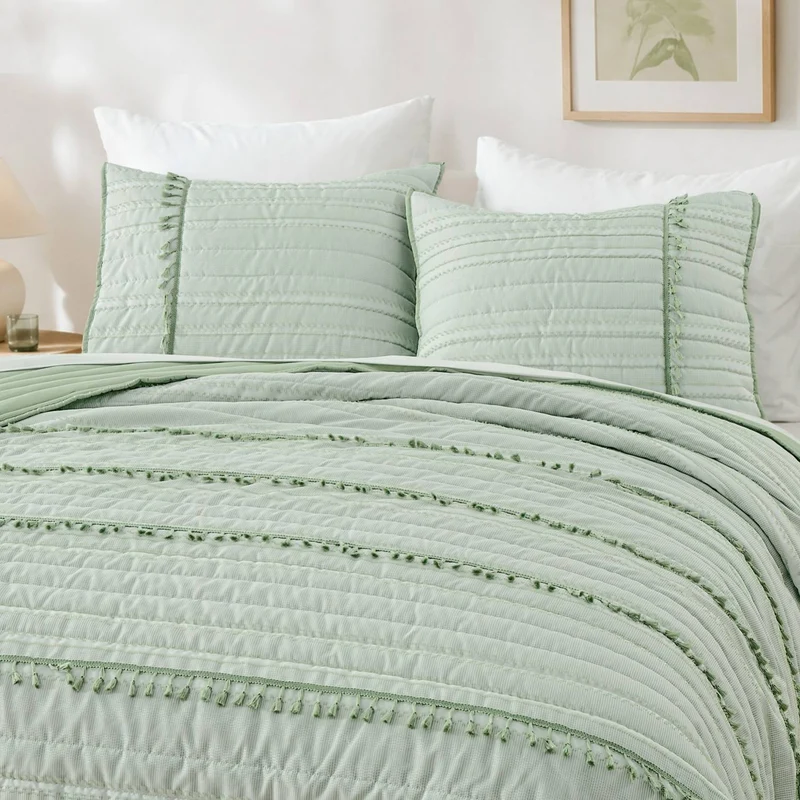 Wonderful Fringed Cut-Jacquard Coverlet Set — Textured Boho Quilt, 3-Piece