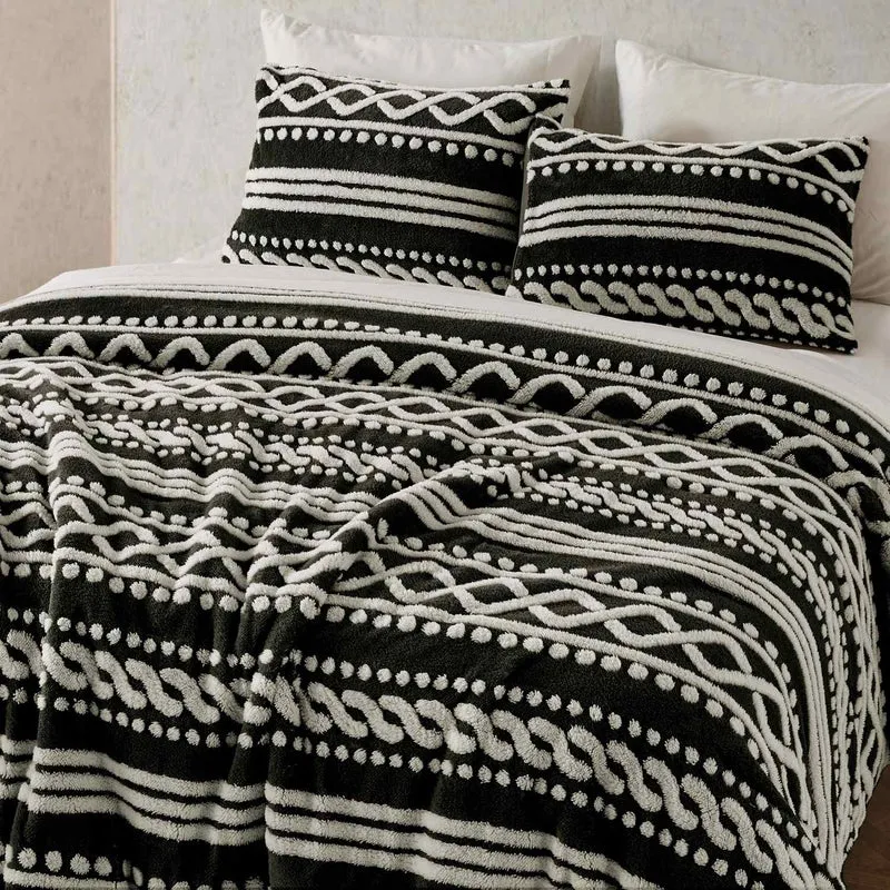 Wonderful 3D Textured Flannel Blanket Fair Isle Plush 3-Piece Lightweight Comforter Set