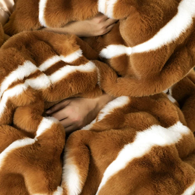 Wonderful Fluffy Faux Rabbit Fur Luxury 3-Piece Comforter Set, Tiger Print Plush Bedding