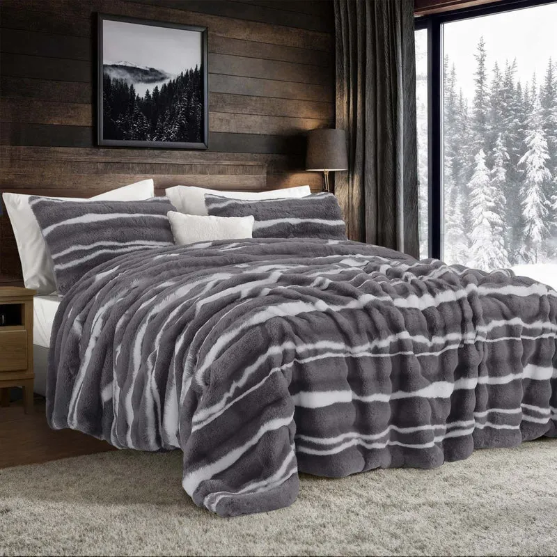 Wonderful Fluffy Faux Rabbit Fur Luxury 3-Piece Comforter Set, Tiger Print Plush Bedding