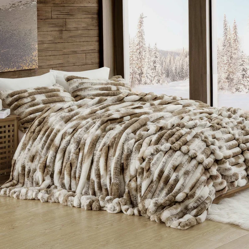 Wonderful® Ultra-Plush Faux Rabbit Fur Comforter Set – Ombre Gradient