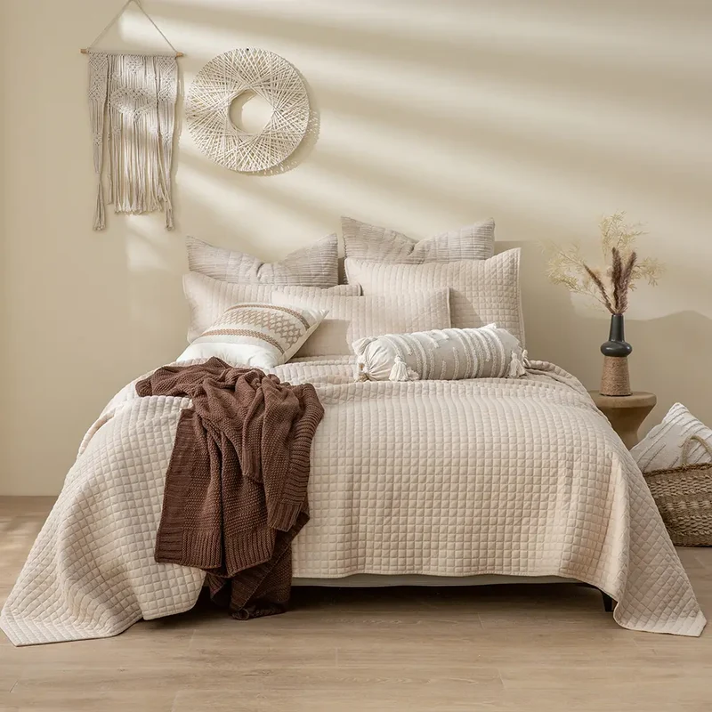 Wonderful Bedding Luxurious 3-Pieces Cotton-Feel Waffle Weave Quilt Set