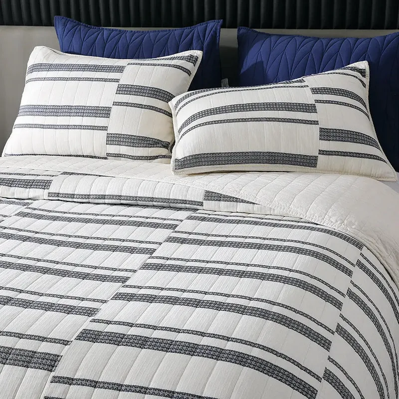 Wonderful Bedding 3-Piece Cotton Lace King/Queen Patchwork Quilt Set
