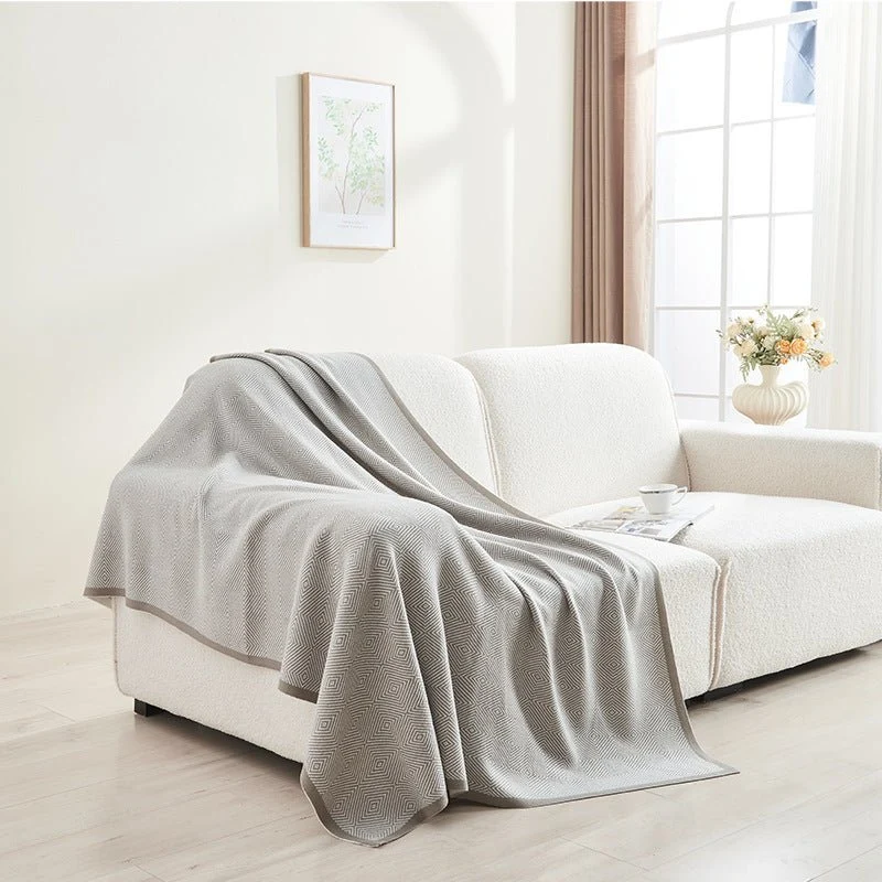 Plaid gris à motifs chevron 130 x 180 cm AURALIS
