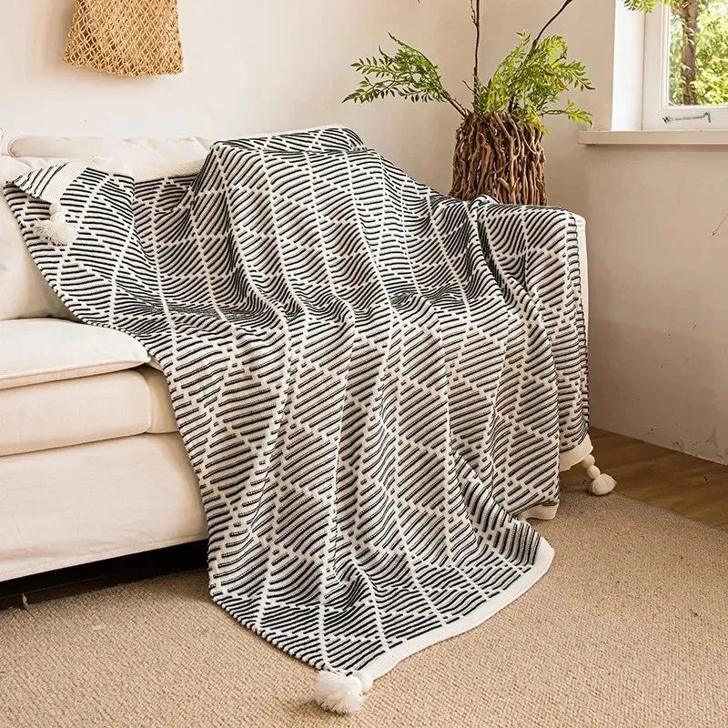 Meadow Cozy Pom Pom Blanket/Throw - Black