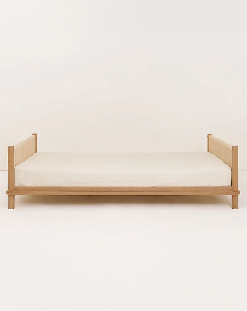 Single bed solid oak wood Latitude