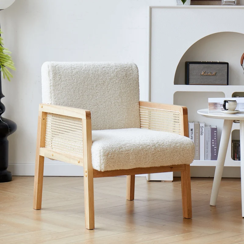 Fauteuil de salon Nordlys en bois massif et cannage blanc BORGO