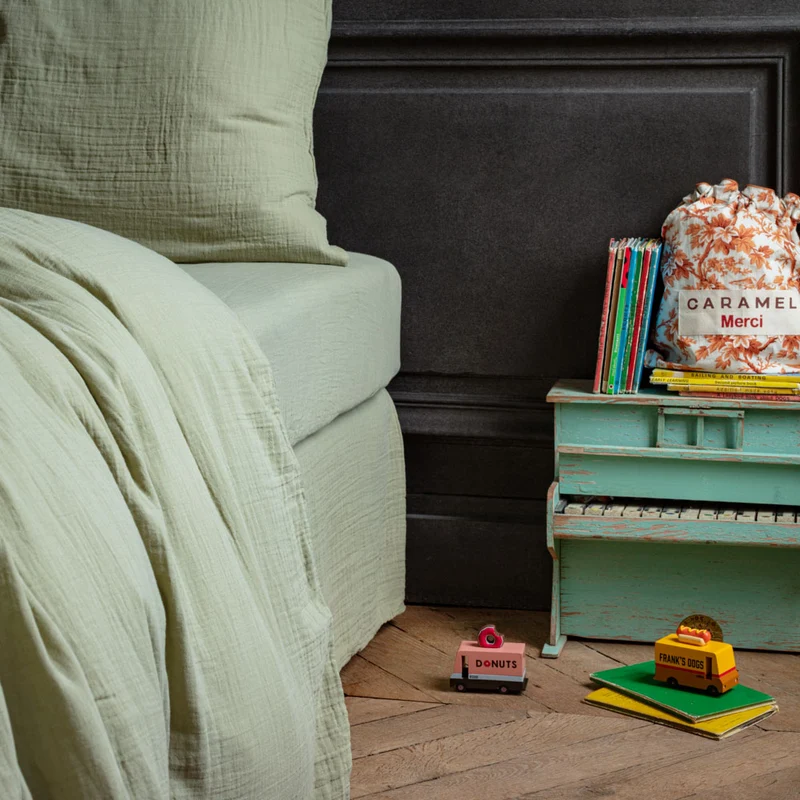Caramel x Merci - Drap-housse en gaze de coton - Vert 77 Rue de Varenne