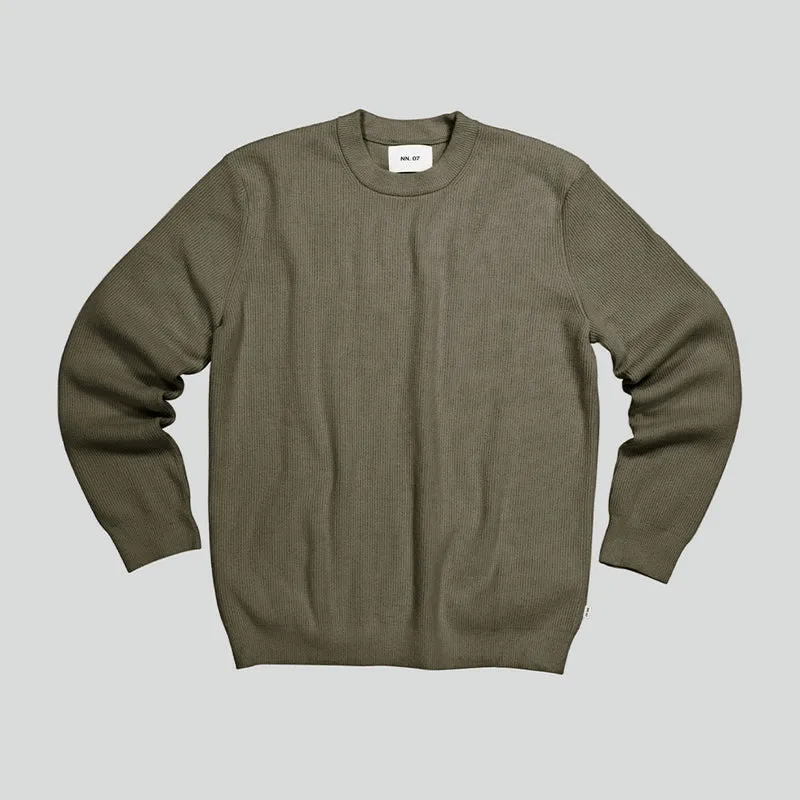 NN. 07 - Pull Danny - Kaki